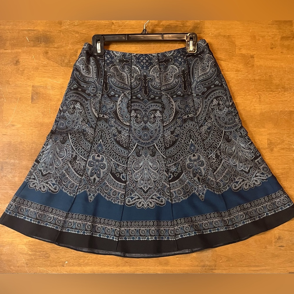 Ann Taylor silk & wool blend a-line skirt in rich blue, grey, black paisley